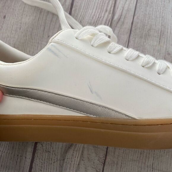 Universal Thread women 9 multicolor sneaker - Picture 7 of 8